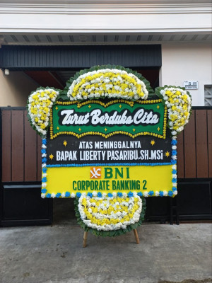 Papan Bunga Duka di Marga Bakti